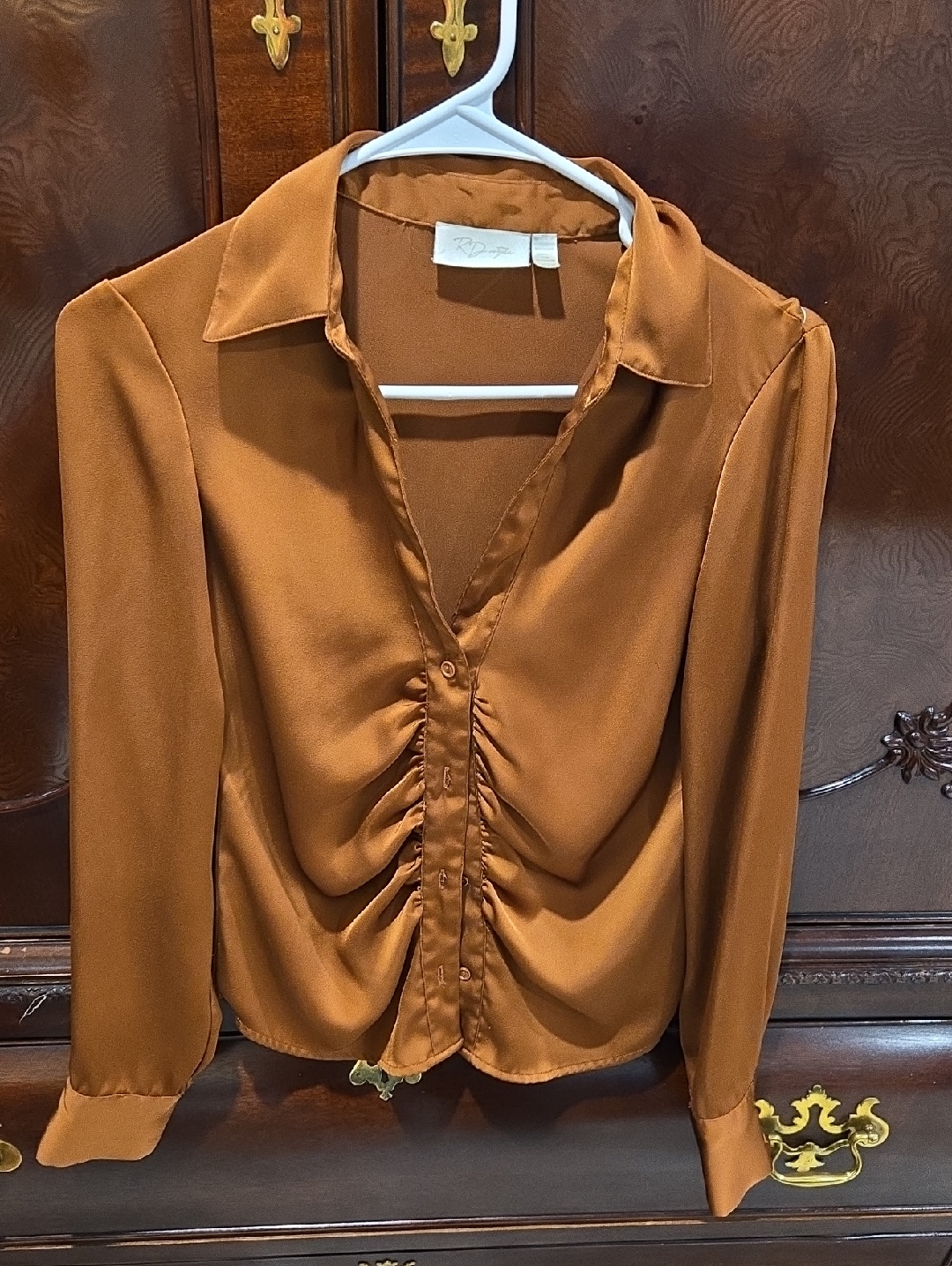 Rd Style Rust Ruched Button-Front Blouse